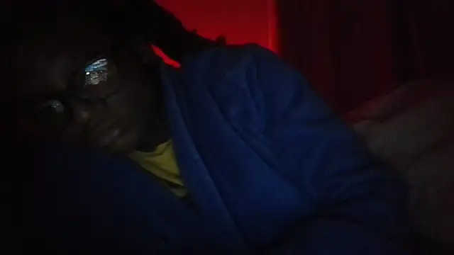 Snapshot of SexyGemBeauty chatting on 02-27-26, 10:43 SexyGemBeauty online show from 02-27-26, 10:43