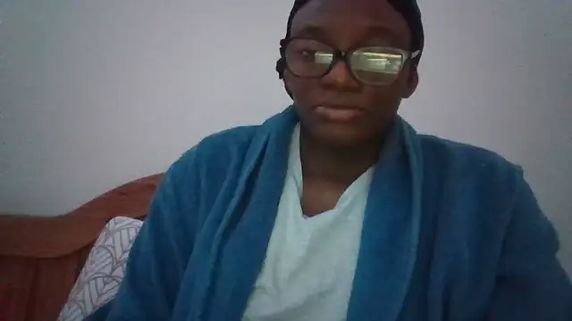 Snapshot of SexyGemBeauty chatting on 04-10-26, 10:14 SexyGemBeauty online show from 04-10-26, 10:14