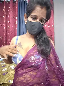 Snapshot of Tinaa_baby chatting on 07-01-26, 03:08 Tinaa baby online show from 07-01-26, 03:08