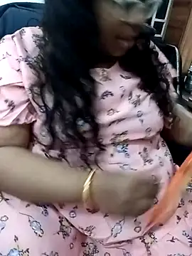 Snapshot of deepika-mallus chatting on 03-14-26, 01:49 deepika-mallus online show from 03-14-26, 01:49