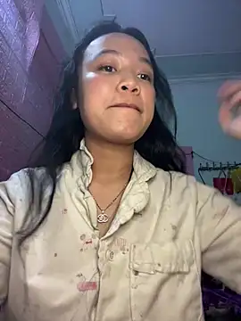 Leeeeiu online show from 03-03-26, 04:57