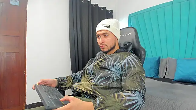 leo carter online show from 03-12-26, 02:12