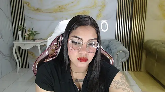 Snapshot of Dania_ch1 chatting on 03-07-26, 03:14 Dania ch1 online show from 03-07-26, 03:14