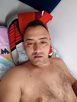 Snapshot of RaphandLey chatting on 03-01-26, 05:15 RaphandLey online show from 03-01-26, 05:15