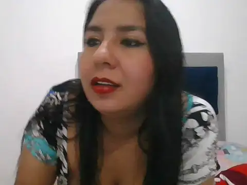 Snapshot of RaphandLey chatting on 03-10-26, 04:28 RaphandLey online show from 03-10-26, 04:28