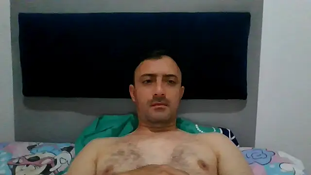 Snapshot of RaphandLey chatting on 03-10-26, 09:31 RaphandLey online show from 03-10-26, 09:31