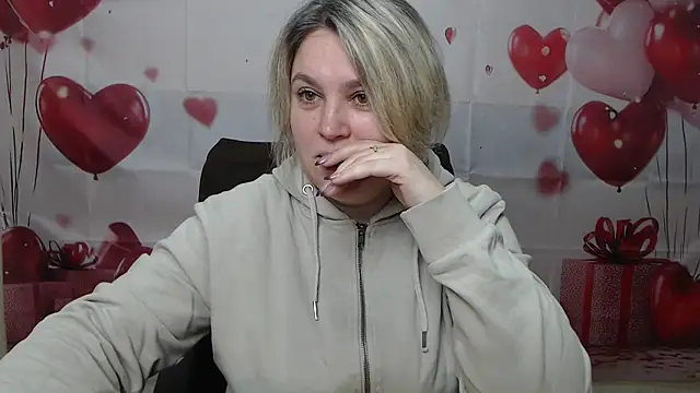 VickyRobins online show from 03-06-26, 07:05