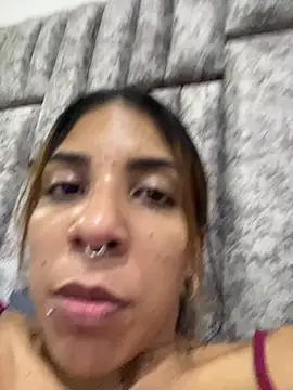 VioletaHills  online show from 06-12-26, 04:11