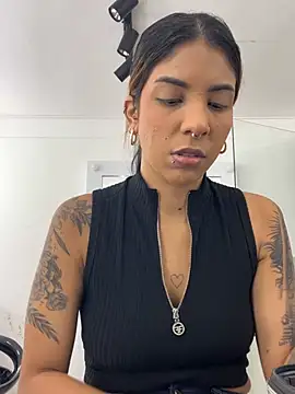 VioletaHills  online show from 06-23-26, 12:14