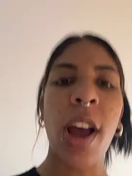 VioletaHills  online show from 07-19-26, 01:37