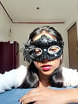 MidnightLoversX online show from 04-30-26, 10:43