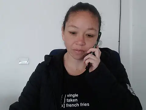 Snapshot of Eliane_cooper21 chatting on 03-03-26, 04:13 Eliane cooper21 online show from 03-03-26, 04:13