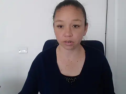 Snapshot of Eliane_cooper21 chatting on 03-07-26, 03:20 Eliane cooper21 online show from 03-07-26, 03:20