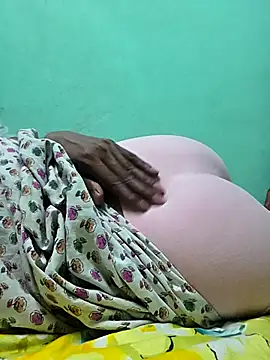 bhavisexy online show from 04-27-26, 04:16