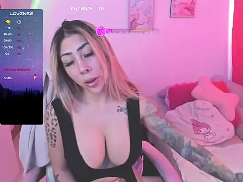Martina robertss online show from 06-12-26, 02:27