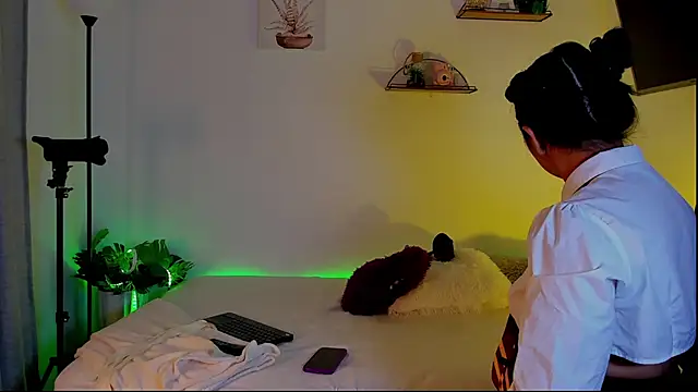 AlaiaRogers online show from 03-13-26, 10:33