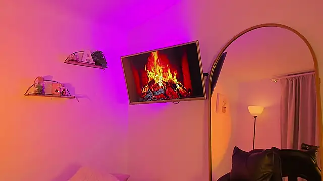 AlaiaRogers online show from 05-07-26, 10:42
