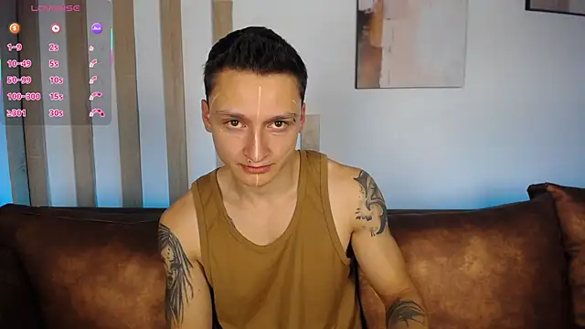 Snapshot of DIEGO_JONES chatting on 06-25-26, 01:26 DIEGO JONES online show from 06-25-26, 01:26