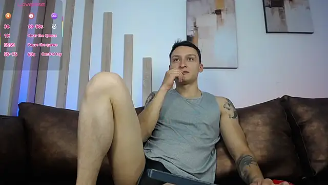 Snapshot of DIEGO_JONES chatting on 07-08-26, 01:04 DIEGO JONES online show from 07-08-26, 01:04