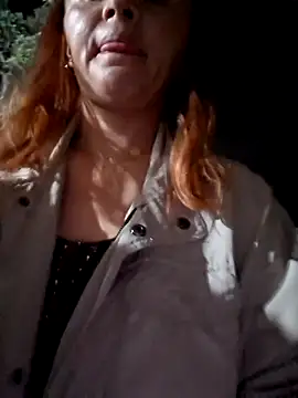 Snapshot of andruscatrina chatting on 03-03-26, 03:23 andruscatrina online show from 03-03-26, 03:23