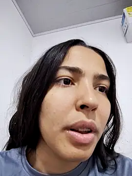 Snapshot of allyson-cute03 chatting on 03-01-26, 01:29 allyson-cute03 online show from 03-01-26, 01:29