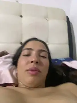 Snapshot of allyson-cute03 chatting on 03-28-26, 05:51 allyson-cute03 online show from 03-28-26, 05:51