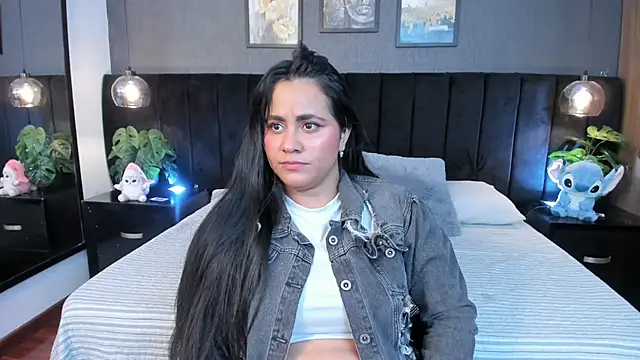 alejandra  garcia online show from 07-04-26, 03:35
