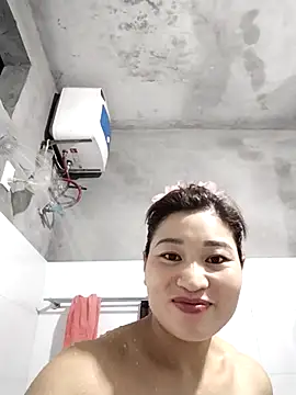 Snapshot of Lilinn_ chatting on 05-04-26, 12:12 Lilinn online show from 05-04-26, 12:12