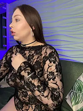 Snapshot of _CarlaDoll chatting on 06-16-26, 10:01 CarlaDoll online show from 06-16-26, 10:01