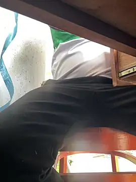 Snapshot of hoang15075 chatting on 03-13-26, 06:42 hoang15075 online show from 03-13-26, 06:42