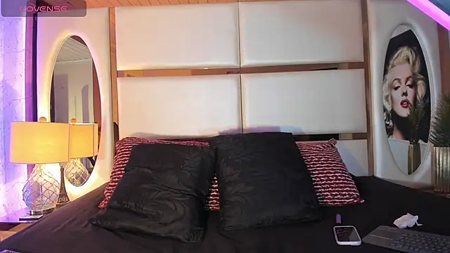 Snapshot of mxli_divine_ chatting on 07-21-26, 02:30 mxli divine online show from 07-21-26, 02:30