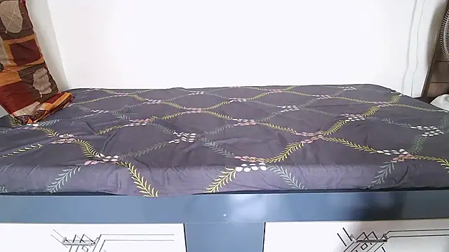 Miss Sanika online show from 06-18-26, 06:24