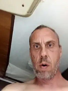 Snapshot of Mikiemic chatting on 03-15-26, 12:49 Mikiemic online show from 03-15-26, 12:49