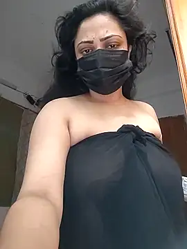 Snapshot of Beauty-3 chatting on 03-14-26, 06:02 Beauty-3 online show from 03-14-26, 06:02