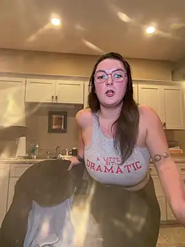 gslizzy online show from 03-18-26, 05:54