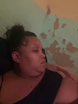 friendlybitch22 online show from 03-18-26, 06:33