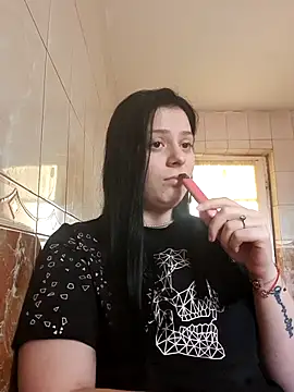 Snapshot of Thehoneyduo chatting on 03-12-26, 01:06 Thehoneyduo online show from 03-12-26, 01:06