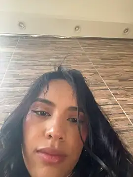 Snapshot of Mia-villalobos chatting on 03-14-26, 02:00 Mia-villalobos online show from 03-14-26, 02:00