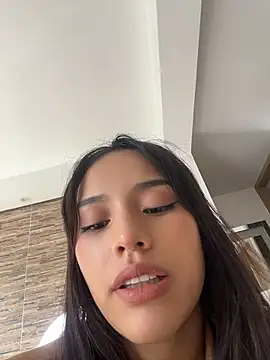 Snapshot of Mia-villalobos chatting on 05-20-26, 02:12 Mia-villalobos online show from 05-20-26, 02:12