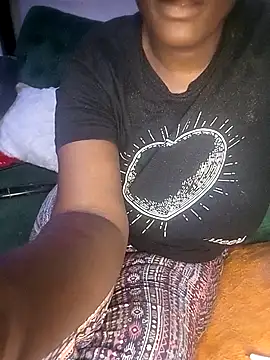 Snapshot of gomo22 chatting on 03-10-26, 06:24 gomo22 online show from 03-10-26, 06:24