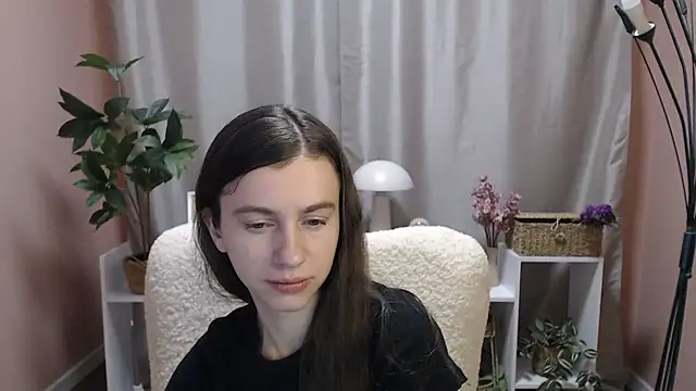 Snapshot of MistyBree chatting on 03-06-26, 09:17 MistyBree online show from 03-06-26, 09:17