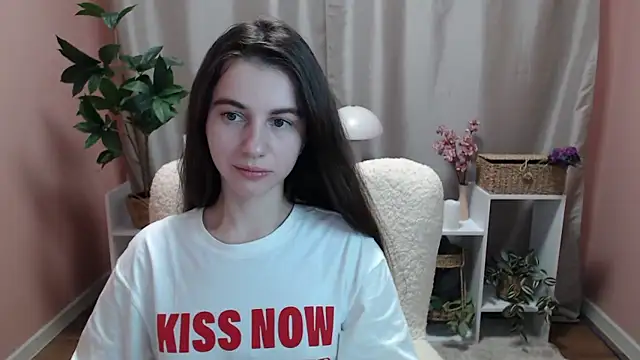 Snapshot of MistyBree chatting on 03-11-26, 11:49 MistyBree online show from 03-11-26, 11:49