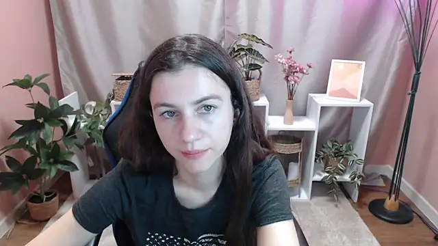 MistyBree online show from 05-07-26, 08:20