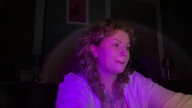 Snapshot of YoungAlina chatting on 02-28-26, 06:42 YoungAlina online show from 02-28-26, 06:42