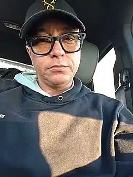 Snapshot of DoggiiDick chatting on 03-10-26, 02:11 DoggiiDick online show from 03-10-26, 02:11