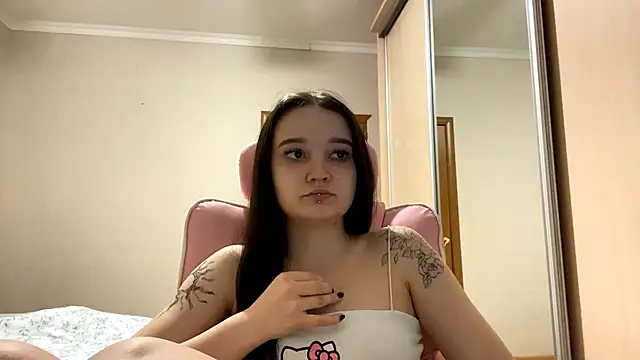 TrulaPhay online show from 03-12-26, 03:07