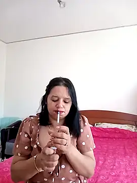 roxana e43 online show from 04-20-26, 11:57