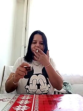 roxana e43 online show from 04-28-26, 09:47