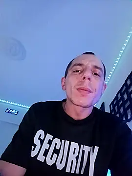 Snapshot of Hugo1993 chatting on 02-28-26, 08:54 Hugo1993 online show from 02-28-26, 08:54