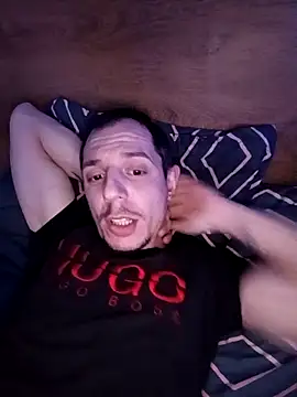 Snapshot of Hugo1993 chatting on 03-22-26, 01:14 Hugo1993 online show from 03-22-26, 01:14